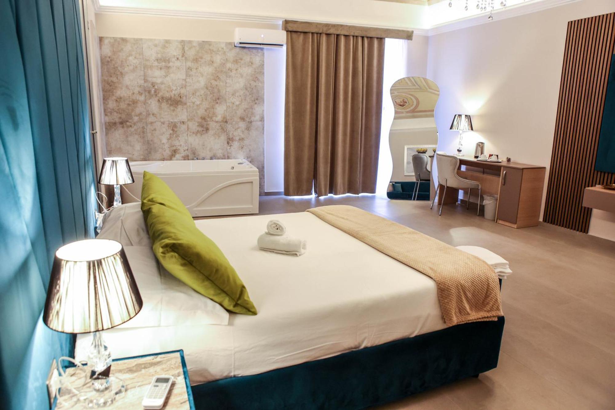 B&B Suites&Rooms Piazza Dei Martiri Catania Exteriör bild